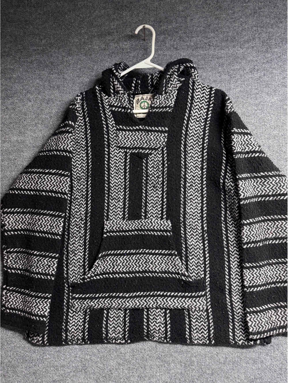 Baja Joe Black and White Striped Pullover Hoodie XL